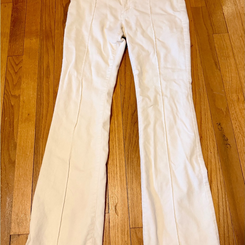 Guess Women's white corduroy vintage jeans